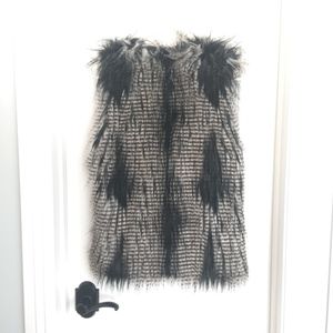 H&M Fox Faux Fur vest Jacket